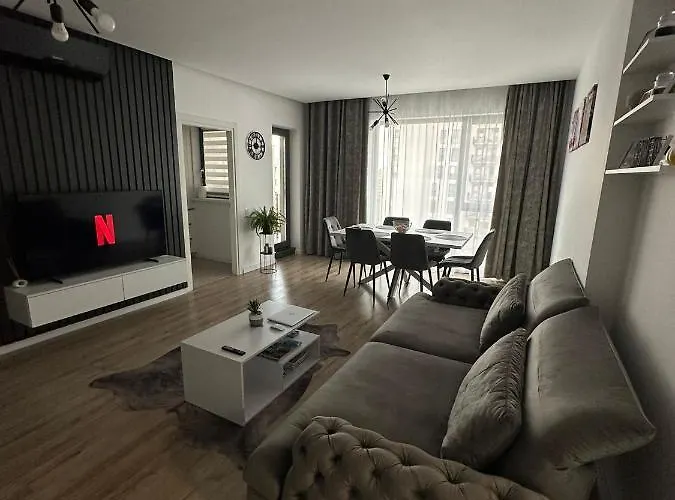 Citta Luxury Apartment 75